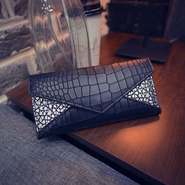 women portfolios fashion alligator pattern design casual wallets pu leather woman long wallet crocodile cards holder for young girls, Red;black
women portfolios fashion alligator pattern design casual wallets pu leather woman long wallet crocodile cards holder for young girls, Red;black