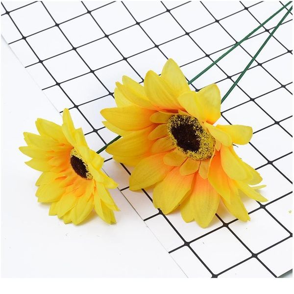 50pcs silk sunflower christmas wreath gifts diy home wedding decor accessories fake plastic gerbera artificial flowers c jllksi
50pcs silk sunflower christmas wreath gifts diy home wedding decor accessories fake plastic gerbera artificial flowers c jllksi