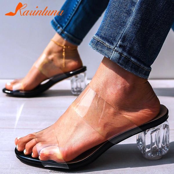 slippers karin 2021 elegant plus size 43 med heels transparent office ladies summer sandal shoes women, Black
slippers karin 2021 elegant plus size 43 med heels transparent office ladies summer sandal shoes women, Black