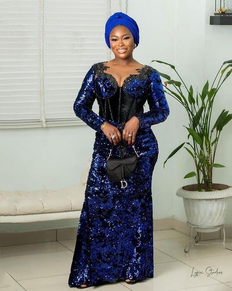dark blue plus size evening dresses long sleeves sparkly sequins mermaid v neck crystals beaded vestido floor length prom party gown vestido, Black;red
dark blue plus size evening dresses long sleeves sparkly sequins mermaid v neck crystals beaded vestido floor length prom party gown vestido, Black;red