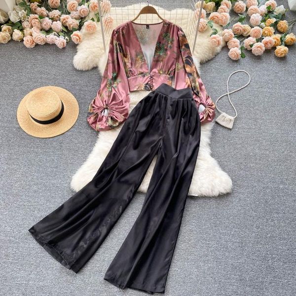 women's two piece pants women floral set deep v-neck puff long sleeve shirt pullover + high waist wide leg black female suits, White
women's two piece pants women floral set deep v-neck puff long sleeve shirt pullover + high waist wide leg black female suits, White