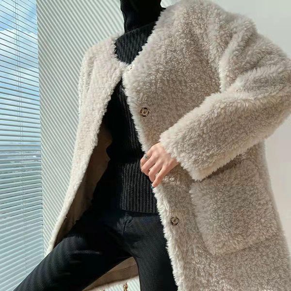women's leather & faux 2021 fur coat grain sheep cut cashmere medium length lamb plush integrated round collar winter, Black
women's leather & faux 2021 fur coat grain sheep cut cashmere medium length lamb plush integrated round collar winter, Black