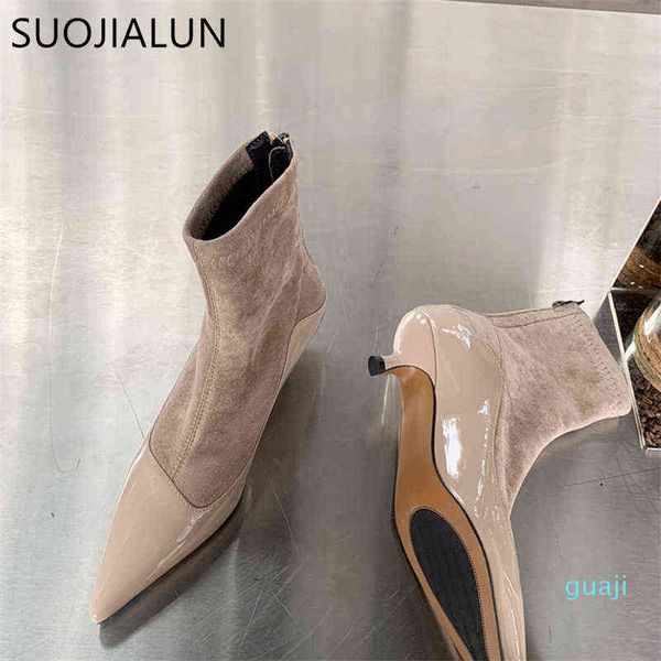 suojialun fashion women pointed toe chelsea booties thin low heel brand ladies short boots winter slip on casual ankle boot shoe 0977, Black
suojialun fashion women pointed toe chelsea booties thin low heel brand ladies short boots winter slip on casual ankle boot shoe 0977, Black