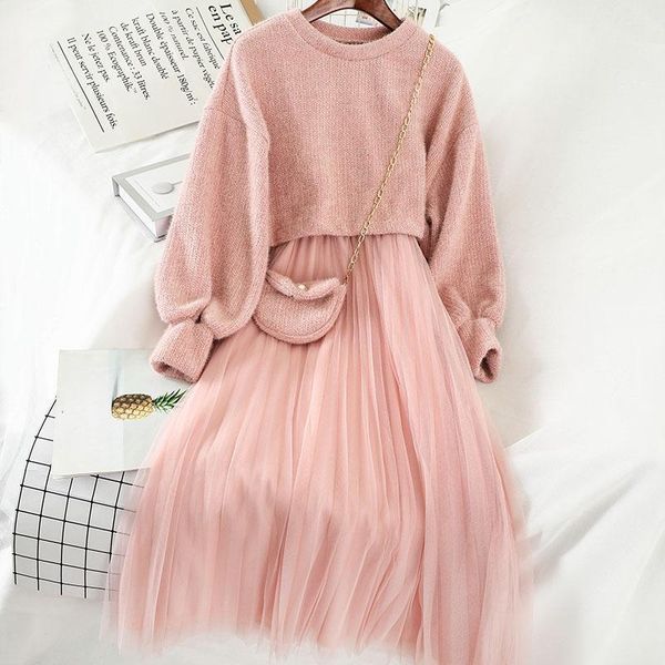 casual dresses 2021 spring autumn sweet two pieces suit women knitted sweater o neck sweaters and spaghetti strap dress set female, Black;gray
casual dresses 2021 spring autumn sweet two pieces suit women knitted sweater o neck sweaters and spaghetti strap dress set female, Black;gray