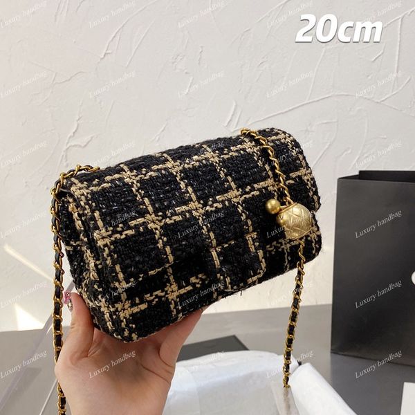 2021 17c/20c famous designers shoulder bags classic mini flap square tweed check tartan matelasse chian with gold ball crossbody quilted two
2021 17c/20c famous designers shoulder bags classic mini flap square tweed check tartan matelasse chian with gold ball crossbody quilted two