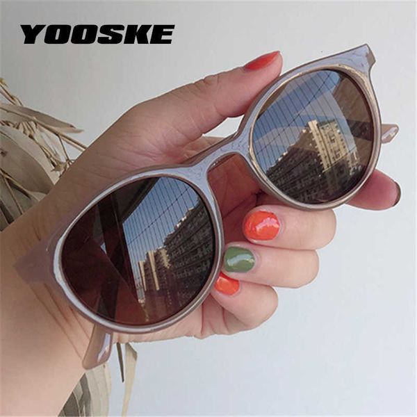 luxury designer sunglasses yooske round women brand designer vintage small sun glasses ladies korean style shades eyewear 0622, White;black
luxury designer sunglasses yooske round women brand designer vintage small sun glasses ladies korean style shades eyewear 0622, White;black