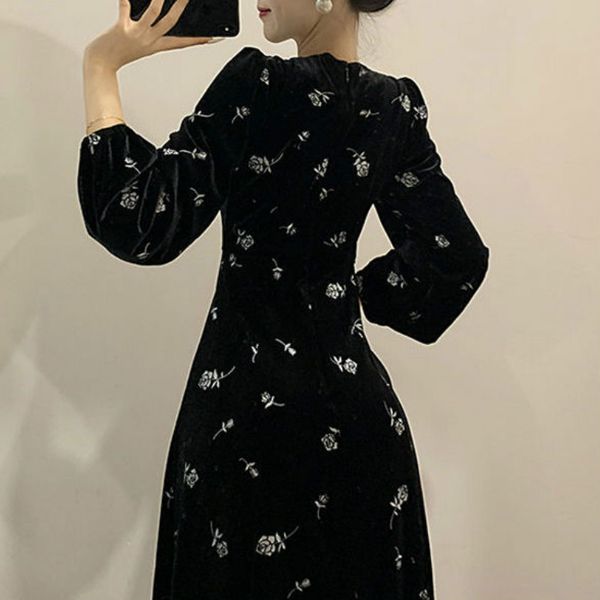 spring floral vintage dress women french elegant retro black party dress female long sleeve square collar korean dress, Black;gray
spring floral vintage dress women french elegant retro black party dress female long sleeve square collar korean dress, Black;gray