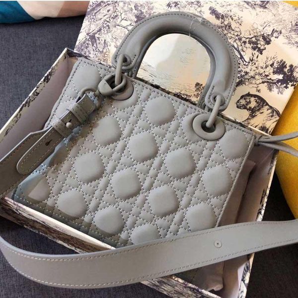 designer mini messenger bags body tote shoulder bag all-match letters lady leather cross crocodiles party clamshell wide belt pu handba uofv
designer mini messenger bags body tote shoulder bag all-match letters lady leather cross crocodiles party clamshell wide belt pu handba uofv