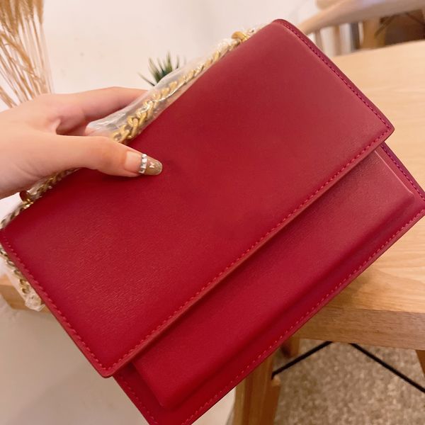 yysls handbags women's bag european and american fashion messenger bag leather material 3 color gold chain 24cm large discount with box
yysls handbags women's bag european and american fashion messenger bag leather material 3 color gold chain 24cm large discount with box