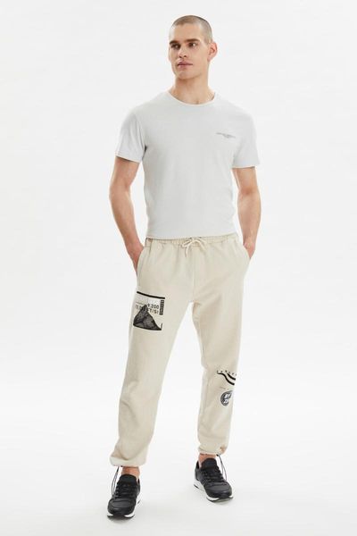 running pants trendyol men 's regular fit printed sweatpants tmnss21ea0211, Black;blue
running pants trendyol men 's regular fit printed sweatpants tmnss21ea0211, Black;blue