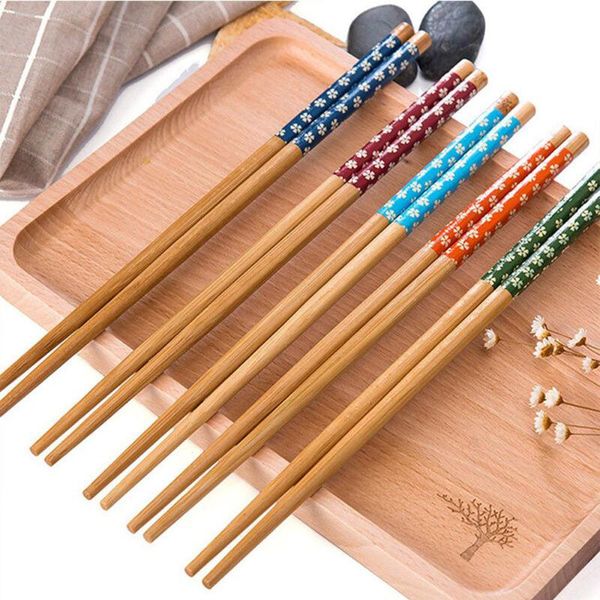 chopsticks 10 pairs chinese classic wooden bamboo chopstick natural reusable flower pattern kitchen tools
chopsticks 10 pairs chinese classic wooden bamboo chopstick natural reusable flower pattern kitchen tools