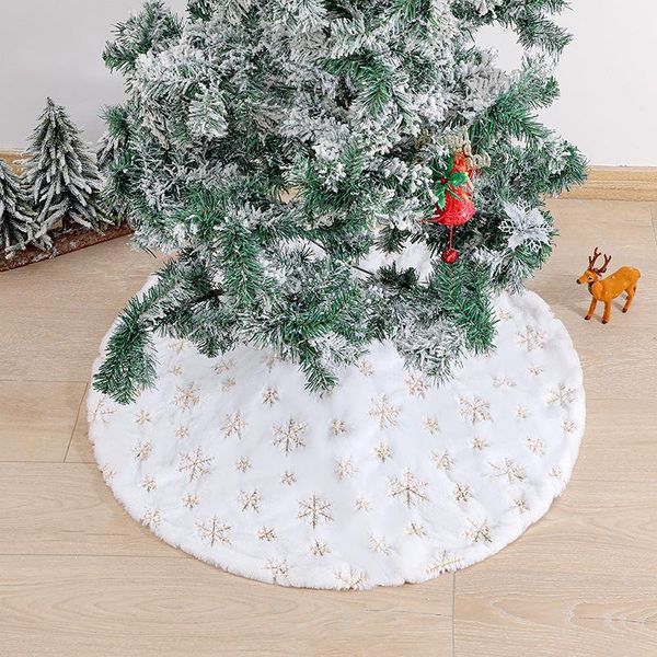 christmas decorations tree skirt white plush embroidery gold and silver sequined decoration bottom
christmas decorations tree skirt white plush embroidery gold and silver sequined decoration bottom