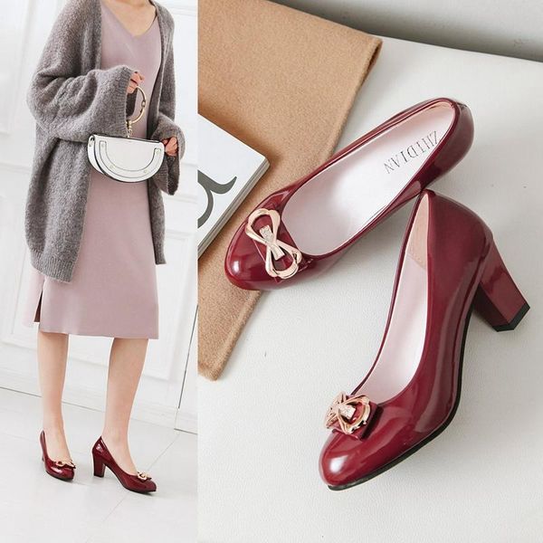 dress shoes 2021 spring autumn women pumps patent leather ol thick square high heels bow wedding woman ladies, Black
dress shoes 2021 spring autumn women pumps patent leather ol thick square high heels bow wedding woman ladies, Black