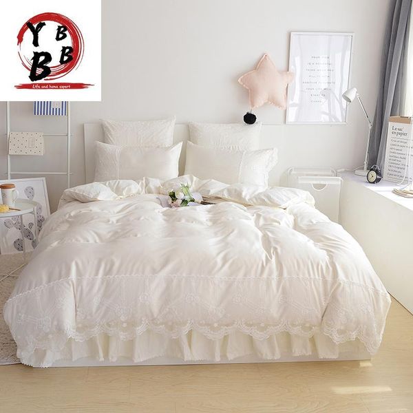 wedding luxury bedding sets silk  king size duvet cover set princess bedclothes bed linen rice white lace quilt cover sets 
wedding luxury bedding sets silk  king size duvet cover set princess bedclothes bed linen rice white lace quilt cover sets