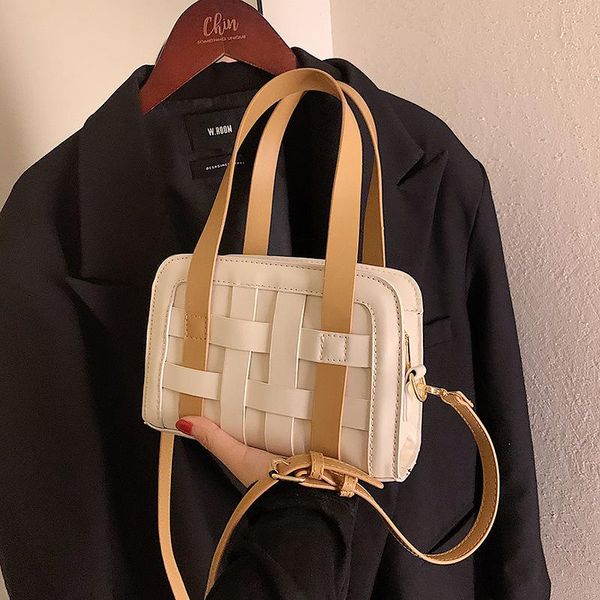 evening bags bag summer messenger 2021 trendy fashion ladies luxury woven shoulder net red portable small square
evening bags bag summer messenger 2021 trendy fashion ladies luxury woven shoulder net red portable small square