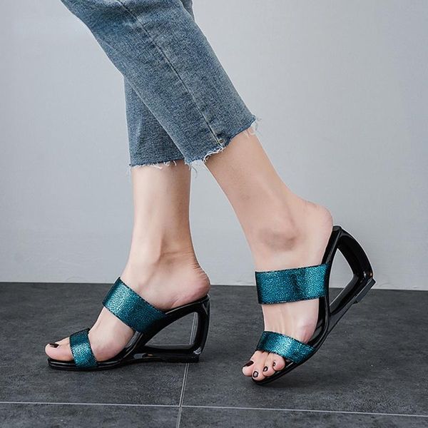 slippers 2022 summer fashion women sandals fretwork heels wedges ladies dress shoes slip on female outside, Black
slippers 2022 summer fashion women sandals fretwork heels wedges ladies dress shoes slip on female outside, Black