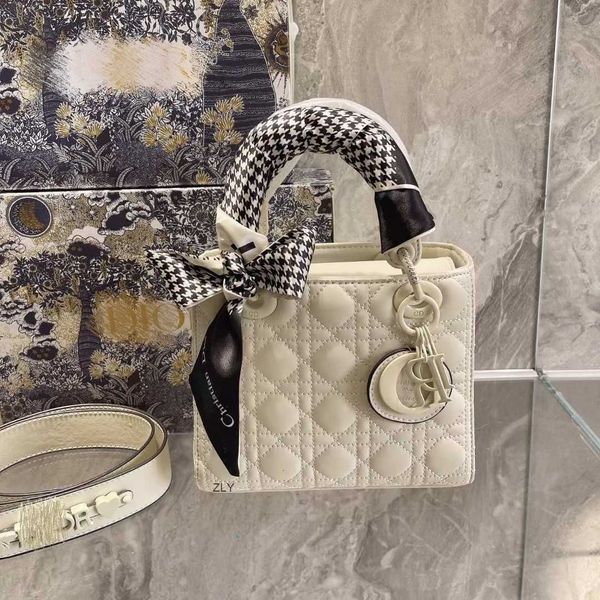 d di dai fei bag frosted matte texture with silk scarf white black lacquer pearl powder zly bags