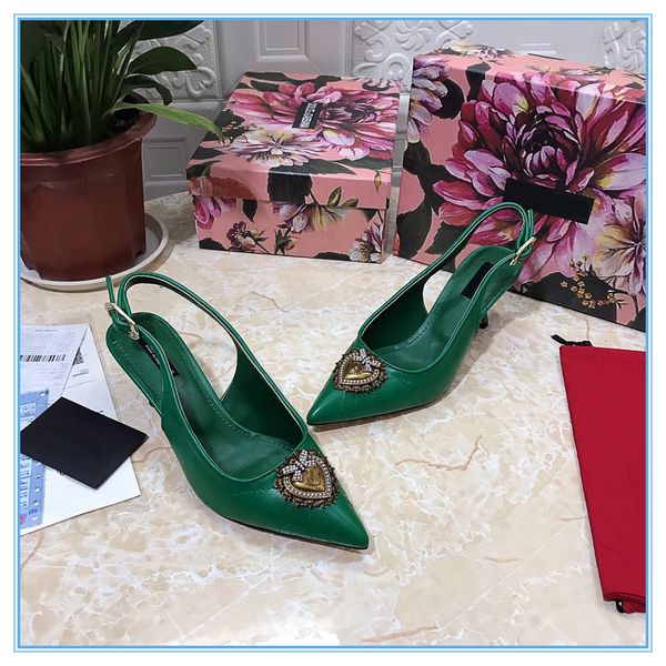 2021ss fashion popular women sandals with original box dust bag shoes slippers true leather colors slide buckle breathable sandals with 6, Black
2021ss fashion popular women sandals with original box dust bag shoes slippers true leather colors slide buckle breathable sandals with 6, Black