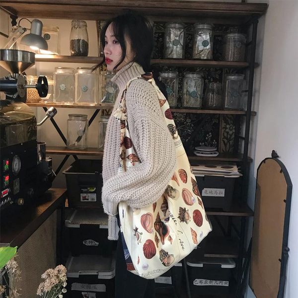 evening bags 2021 women's bag pearl shell double side exquisite satin one shoulder portable large capacity printed
evening bags 2021 women's bag pearl shell double side exquisite satin one shoulder portable large capacity printed