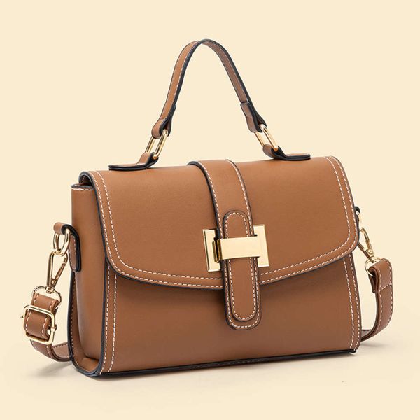 fashion 2021 new style single shoulder fashion slung pu women's trend small square bag
fashion 2021 new style single shoulder fashion slung pu women's trend small square bag