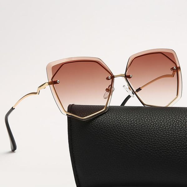 sunglasses polygon metal frame women brand designer fashion gradient sun glasses female uv400 vintage, White;black
sunglasses polygon metal frame women brand designer fashion gradient sun glasses female uv400 vintage, White;black