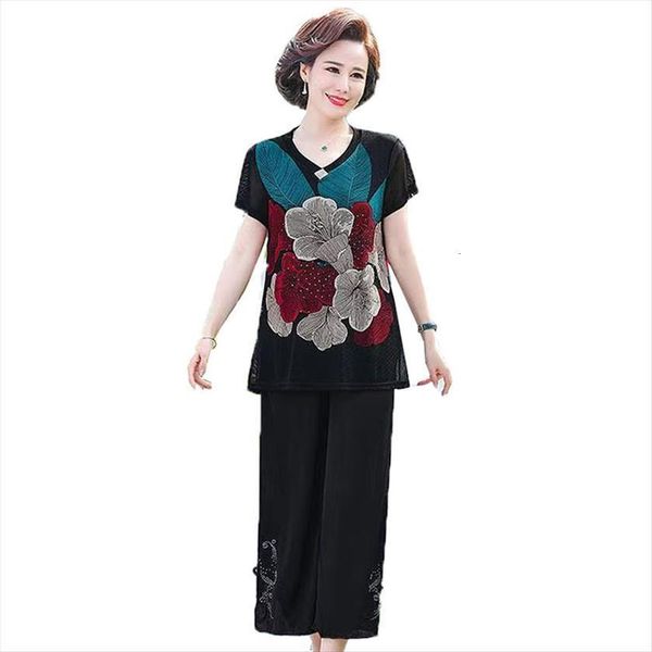 summer sets middle aged womens pants elderly mothers printing blouse wide leg suits two piece plus size 5xl, White
summer sets middle aged womens pants elderly mothers printing blouse wide leg suits two piece plus size 5xl, White