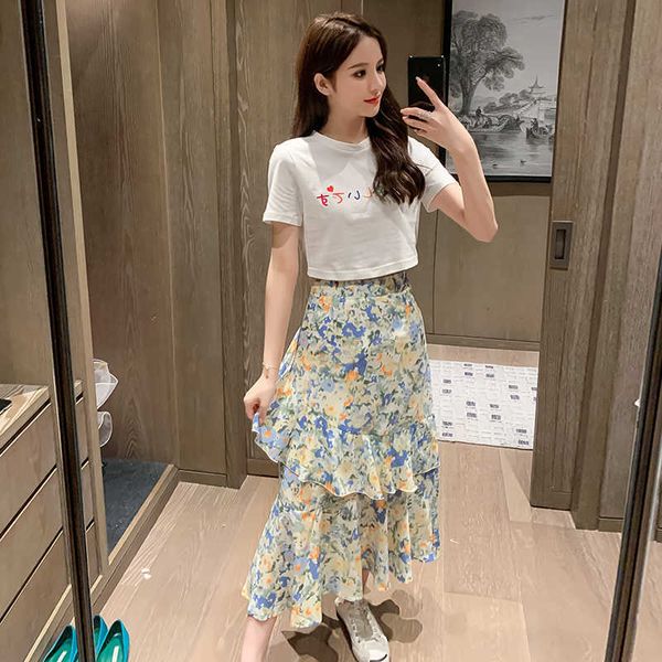 summer girl sweet short white t shirt+irregular ruffles floral print split skirts suits vintage skirt sets for elegant woman 210529
summer girl sweet short white t shirt+irregular ruffles floral print split skirts suits vintage skirt sets for elegant woman 210529