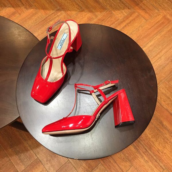 2021 fashion high heels shoes designer women pointed toe low heel shoess woman gladiaor sandals lady brand design mesh womens shoe with box, Black
2021 fashion high heels shoes designer women pointed toe low heel shoess woman gladiaor sandals lady brand design mesh womens shoe with box, Black