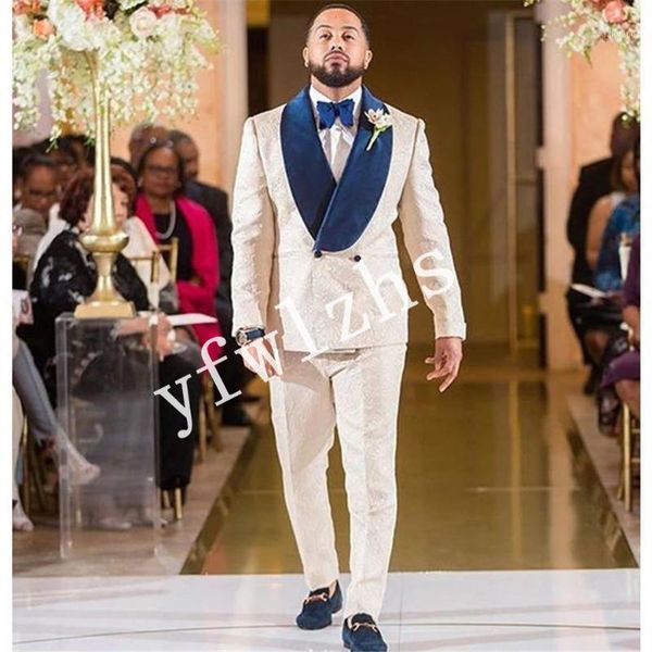 men's suits & blazers handsome double-breasted groomsmen shawl lapel groom tuxedos men wedding/prom man blazer ( jacket+pants+tie) b286, White;black
men's suits & blazers handsome double-breasted groomsmen shawl lapel groom tuxedos men wedding/prom man blazer ( jacket+pants+tie) b286, White;black