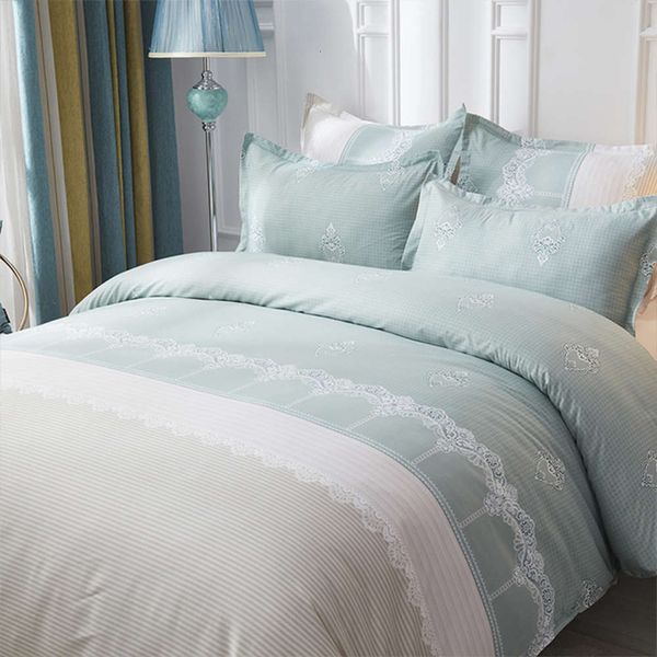 king size dign bedding set luxury duvet cover fitted set patterned quilt cover pillowcase 3 piece set without bed sheet
king size dign bedding set luxury duvet cover fitted set patterned quilt cover pillowcase 3 piece set without bed sheet