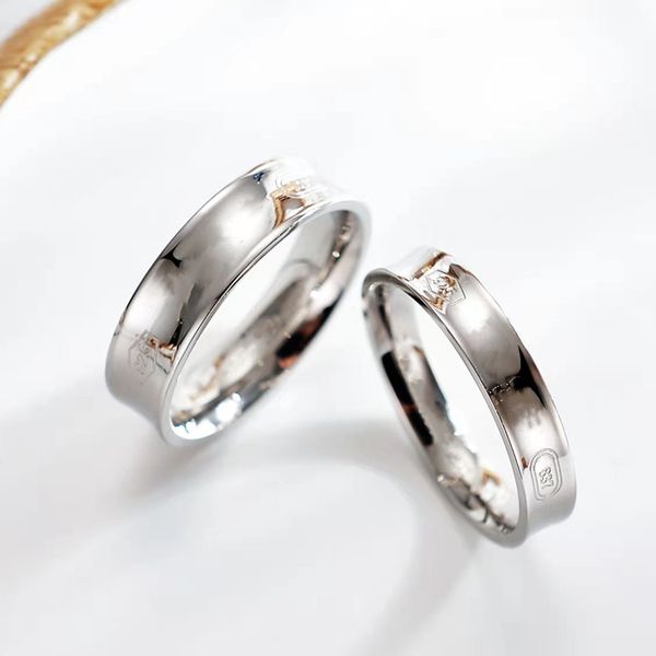 simple couple ring men and women light luxury designer fashion personality high-quality jewelry, Silver
simple couple ring men and women light luxury designer fashion personality high-quality jewelry, Silver