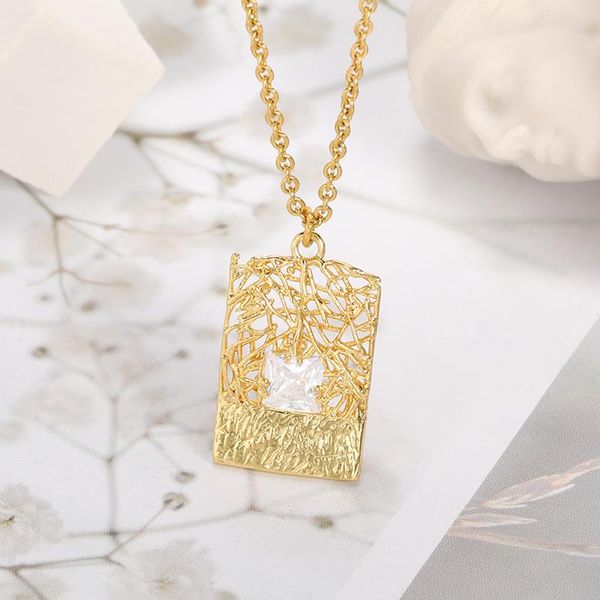 pendant necklaces 2021 stylish square necklace for women's neck chain crystal butterfly gold stainless steel christmas gift, Silver
pendant necklaces 2021 stylish square necklace for women's neck chain crystal butterfly gold stainless steel christmas gift, Silver