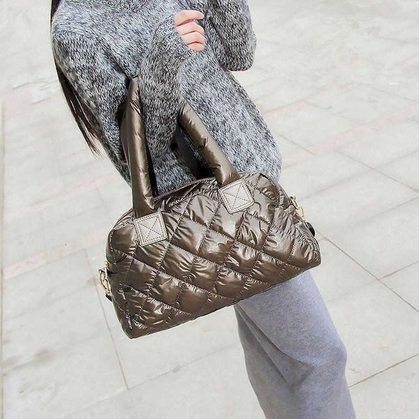 designer luxury bag design new winter women space cotton handbags fashion ladies down bright shoulder bag female women's leather handba
designer luxury bag design new winter women space cotton handbags fashion ladies down bright shoulder bag female women's leather handba