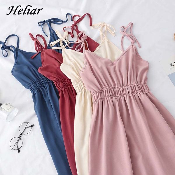 2021 new summer pleated waist spaghetti fashion loose solid sleeveless long women vestidos female cloth uwmi, Black
2021 new summer pleated waist spaghetti fashion loose solid sleeveless long women vestidos female cloth uwmi, Black