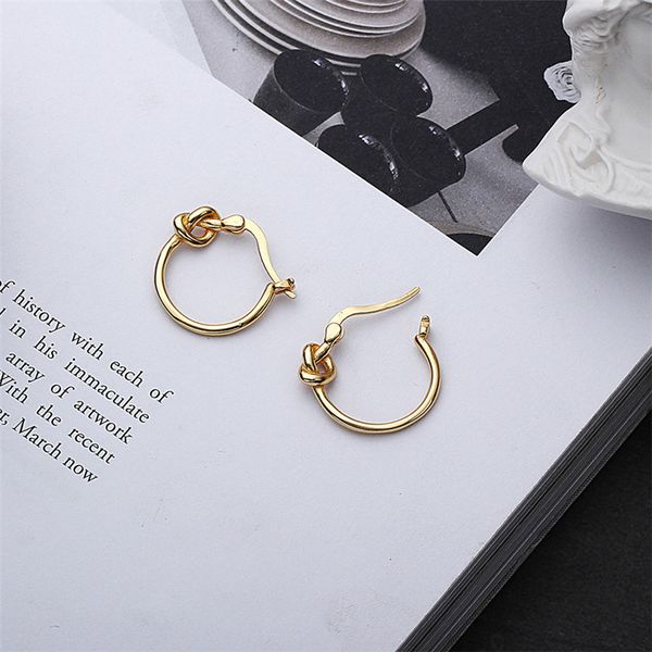 100% real 925 sterling silver knotted small hoop earrings for women korean gold plated simple cute earring jewelry yme237, Golden;silver
100% real 925 sterling silver knotted small hoop earrings for women korean gold plated simple cute earring jewelry yme237, Golden;silver