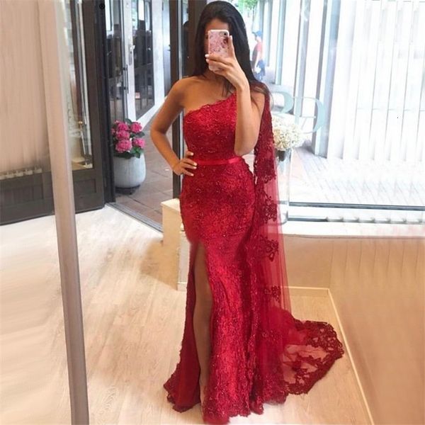 2021 new champagne/dark red one shoulder mermaid evening ese appliques lace beads formal prom ace9, Black;red
2021 new champagne/dark red one shoulder mermaid evening ese appliques lace beads formal prom ace9, Black;red