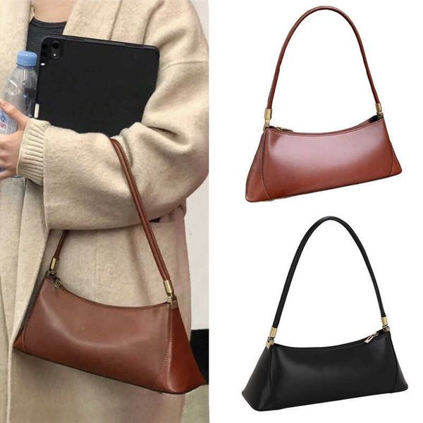 fire cowhide single shoulder underarm casual crowd leather women's french stick bag purse
fire cowhide single shoulder underarm casual crowd leather women's french stick bag purse