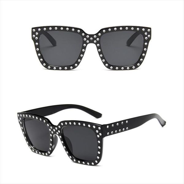 sunglasses women crystal decoration female rhinestones sunglass classic square brand designer sun glasses of, White;black
sunglasses women crystal decoration female rhinestones sunglass classic square brand designer sun glasses of, White;black