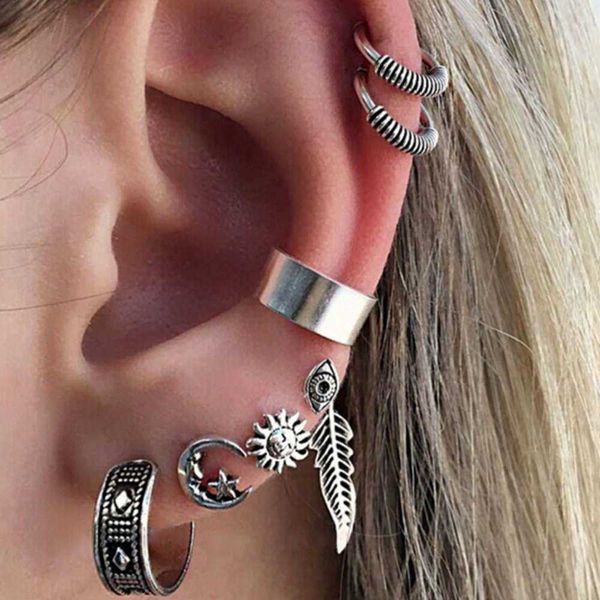 gothic bohemian punk stud set women silver color moon leaf oor manchet vintage clip on earrings, Golden
gothic bohemian punk stud set women silver color moon leaf oor manchet vintage clip on earrings, Golden