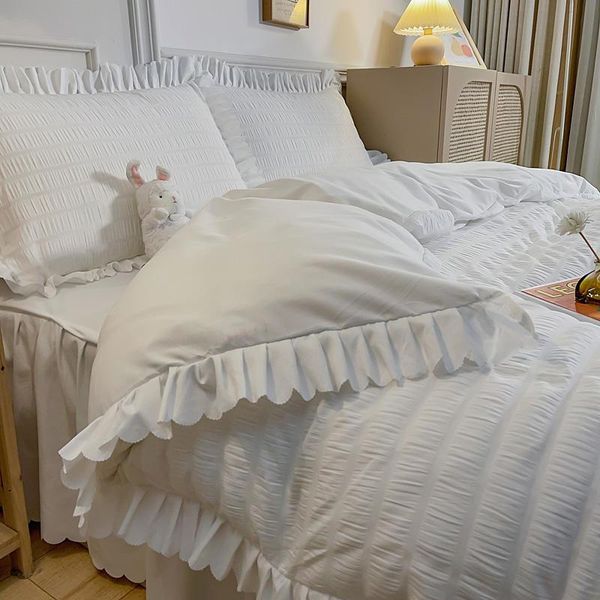 bedding sets seersucker duvet cover set with ruffle white color double bed sheet housse de couette single
bedding sets seersucker duvet cover set with ruffle white color double bed sheet housse de couette single