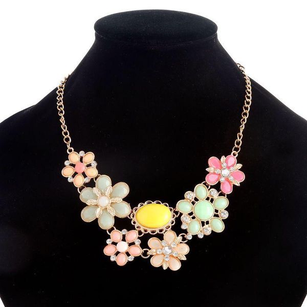 pendant necklaces bohemian fashion simple vintage resin flower choker for women girls ins party charm clavicle jewelry 5n001, Silver
pendant necklaces bohemian fashion simple vintage resin flower choker for women girls ins party charm clavicle jewelry 5n001, Silver