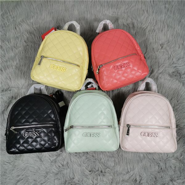new g-shaped lingge backpack simple solid color women's bag handbag macarone candy bag 
new g-shaped lingge backpack simple solid color women's bag handbag macarone candy bag