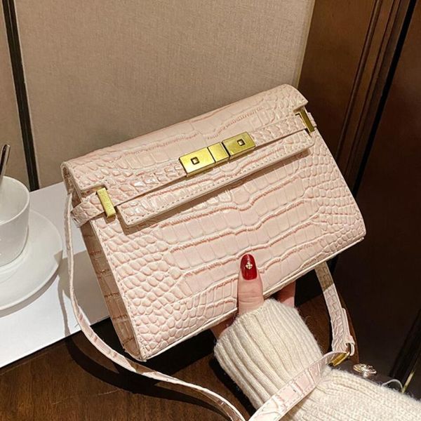 cross body crocodile pattern square crossbody bag 2021 high-quality pu leather women's designer handbag vintage shoulder messenger
cross body crocodile pattern square crossbody bag 2021 high-quality pu leather women's designer handbag vintage shoulder messenger