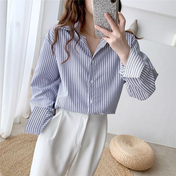 women's blouses & shirts autumn chic turn-down collar female blue striped 2021 casual single-breasted long sleeve women loose blouse, White
women's blouses & shirts autumn chic turn-down collar female blue striped 2021 casual single-breasted long sleeve women loose blouse, White