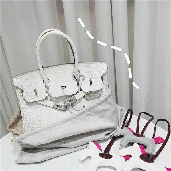 women luxurys designers bags 2021 factory head leather pattern portable one messenger himalayan w designer handbag handbags totes crossbody
women luxurys designers bags 2021 factory head leather pattern portable one messenger himalayan w designer handbag handbags totes crossbody