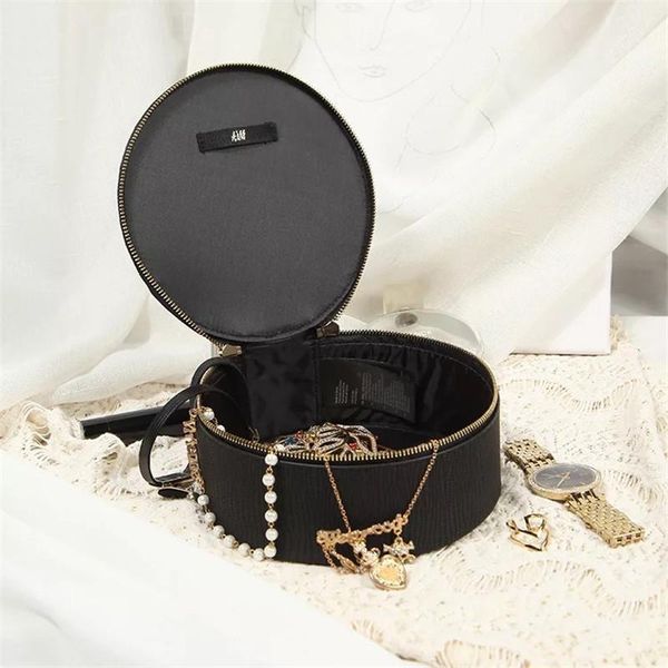 cosmetic bags & cases fashion black round jewelry storage box women make up bag travel organizer beauty toiletry makeup case neceser sac
cosmetic bags & cases fashion black round jewelry storage box women make up bag travel organizer beauty toiletry makeup case neceser sac