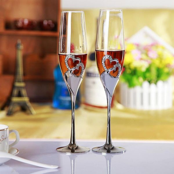 2pcs/set creative crystal champagne glass wedding toasting flutes drink cup wine cups decoration cups for parties anniversary
2pcs/set creative crystal champagne glass wedding toasting flutes drink cup wine cups decoration cups for parties anniversary