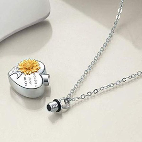 pendant necklaces for ashes fashion engraved letter women necklace sunflower mini daily gift simple cremation urn jewelry heart memorial, Silver
pendant necklaces for ashes fashion engraved letter women necklace sunflower mini daily gift simple cremation urn jewelry heart memorial, Silver