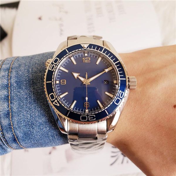 wristwatches men automatic mechanical watch stainless steel sapphire crystal black blue dial bezel classic wristwatch, Slivery;brown
wristwatches men automatic mechanical watch stainless steel sapphire crystal black blue dial bezel classic wristwatch, Slivery;brown