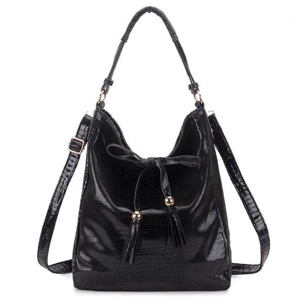 evening bags luxury women's bag 2021 fashion retro simple large capacity shoulder crossbody multipurpose handbag tote
evening bags luxury women's bag 2021 fashion retro simple large capacity shoulder crossbody multipurpose handbag tote